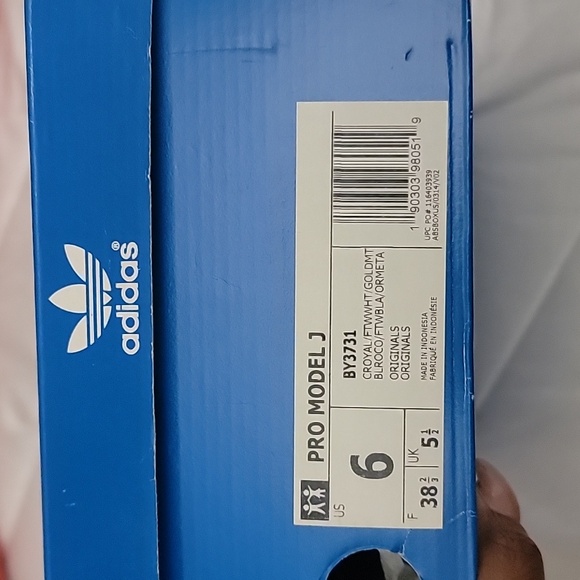 Adidas pro model J 6y - Picture 6 of 6